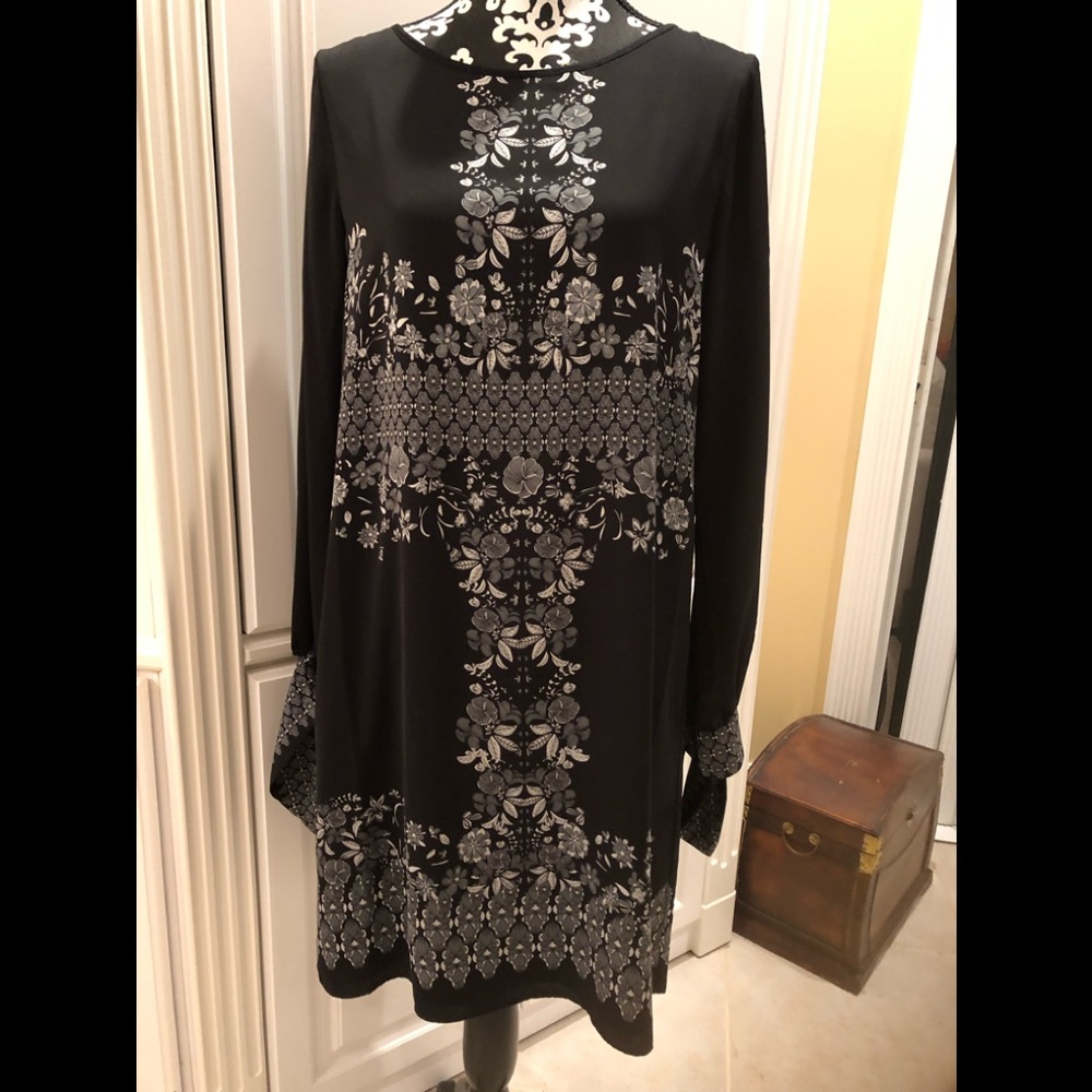 ✨Max Studio Modest high neck hem knot detail long sleeved comfy sheath